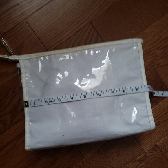 MALLY makeup bag. - Picture 5 of 6